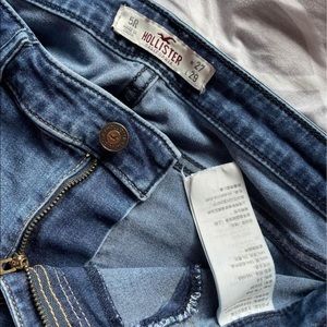 HOLLISTER Skinny Jeans 👖 Size 5R -27 Low rise Medium blue shade